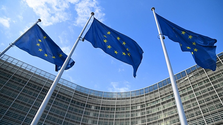 ЕК одобрила предложение ввести пошлины на продукты из России и Белоруссии
